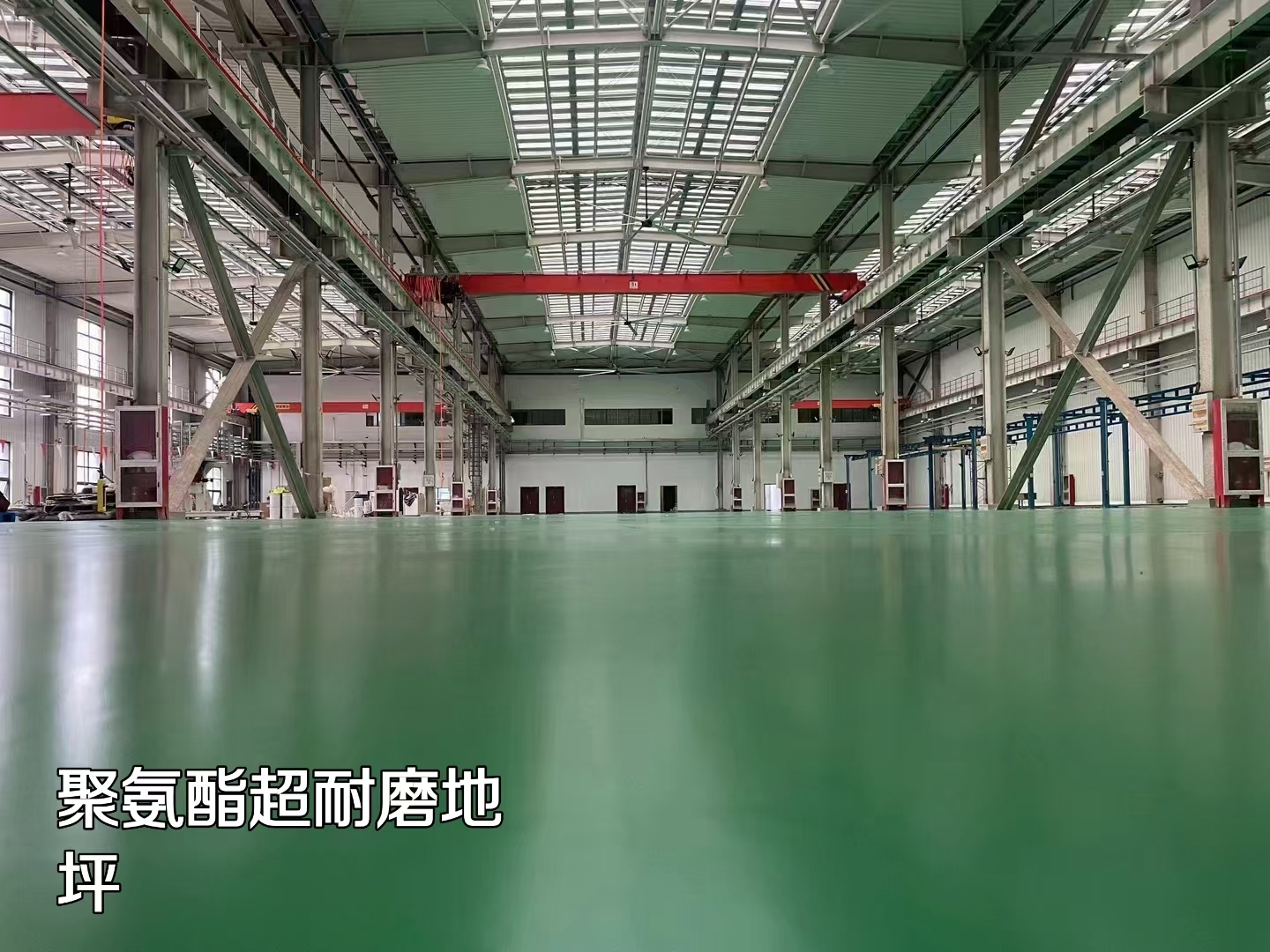 環氧金磨石地面施工流程:酒店與商場案例分享